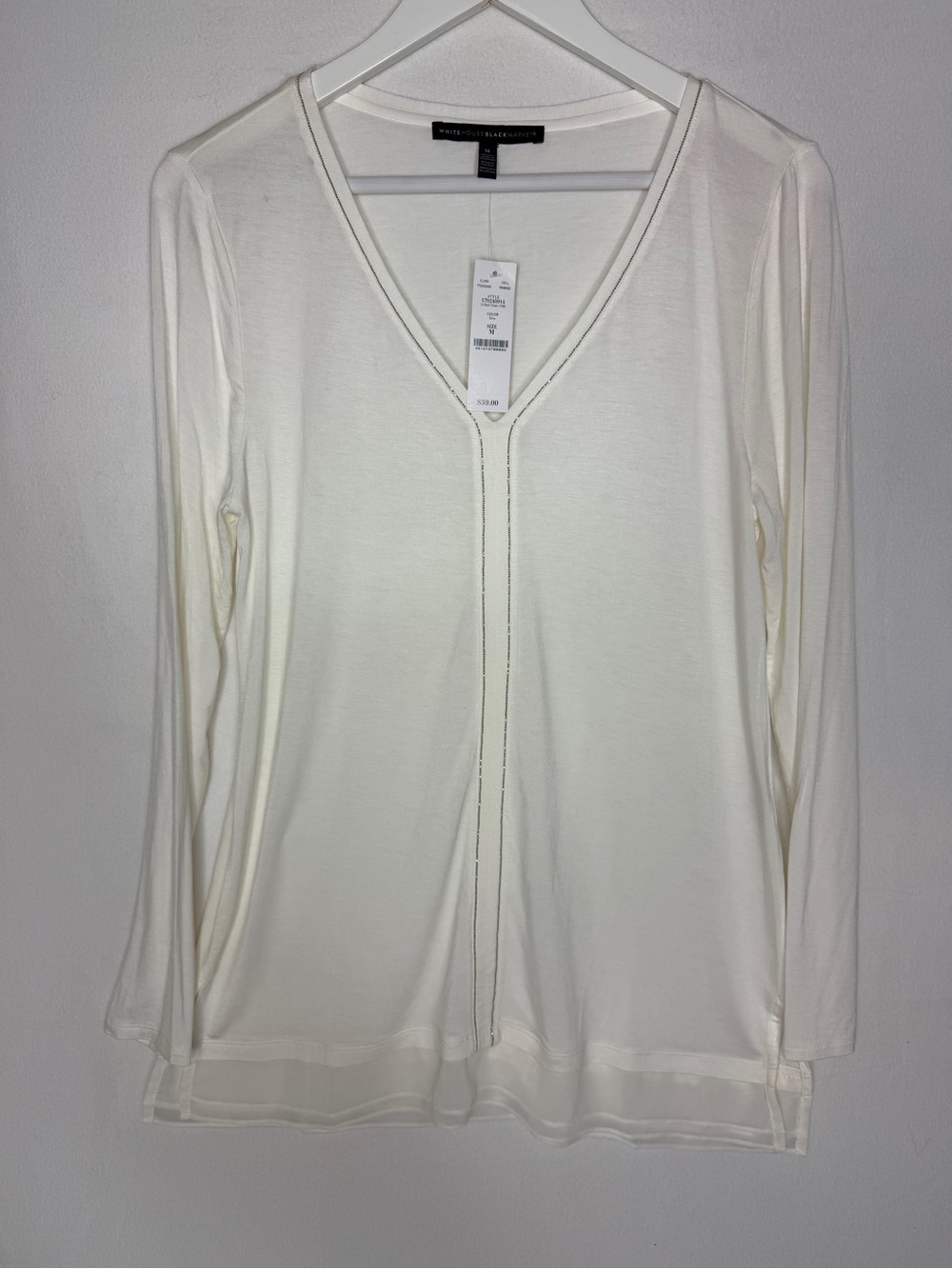 White House Black Market Ivory V-Neck Long Sleeve Medium Top NWT